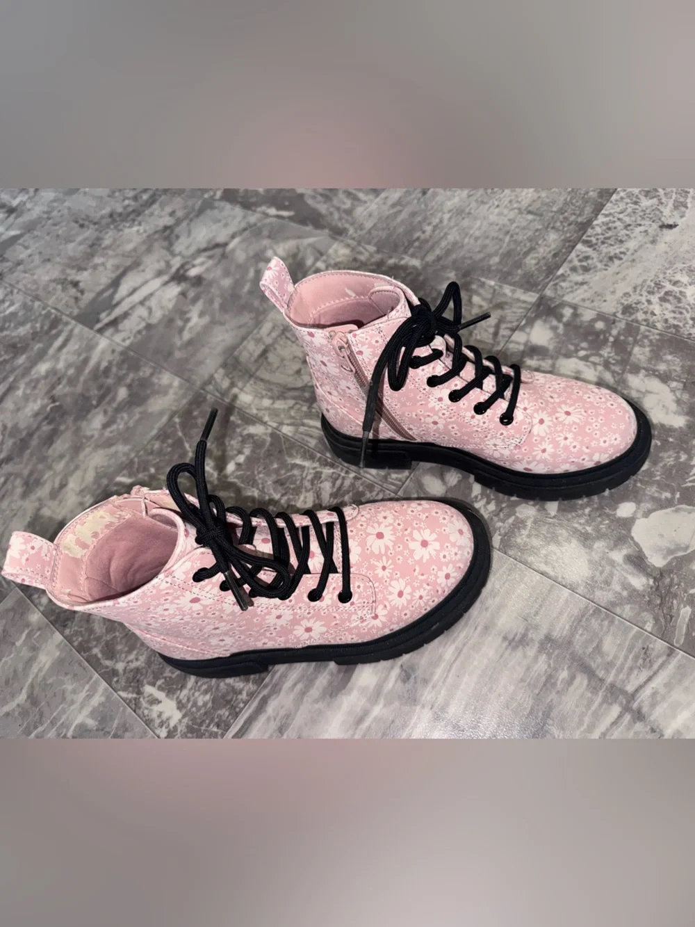 Art Class Girls Pink Floral Combat Boots Size 2 Lace Up Side Zip